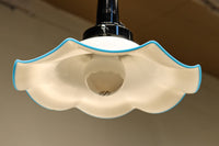 フリル縁が淡いブルーで可愛らしい電笠 DC6430