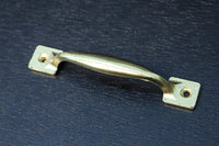 時代感のある黄金色の持ち手金具(ネジ付き) DC6448 在庫2個1組x21個