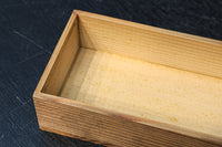 美しい風合いをした蓋付きの木箱 DC6534