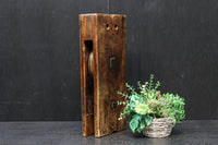 深みある古色に杢目が映える箱型の滑車 DC6599