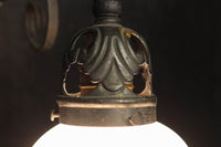 極上!! 乳白色フリル笠が可愛らしいブラケット DC6614