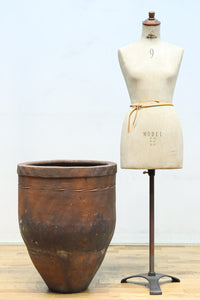 Unglazed ceramic jar DC6669