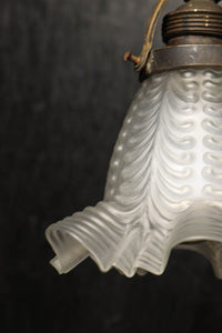 フリル笠でエレガントなブラケット DC6700