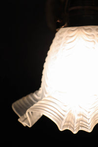 フリル笠でエレガントなブラケット DC6700