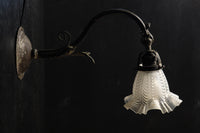 フリル笠でエレガントなブラケット DC6700