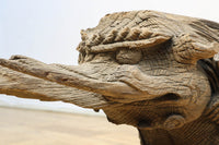 時代の枯れた味わいに包まれた象の木鼻 DC6705