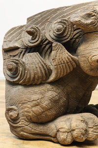 時代の枯れた味わいに包まれた象の木鼻 DC6705