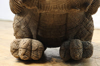 時代の枯れた味わいに包まれた象の木鼻 DC6705