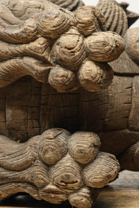 時代の枯れた味わいに包まれた象の木鼻 DC6705