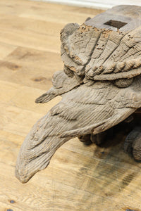 時代の枯れた味わいに包まれた象の木鼻 DC6705