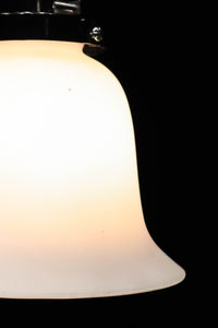 裾が綺麗に広がるエレガントな電笠 DC6714