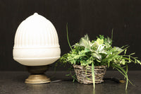 釣鐘型の乳白色プレスガラス笠の天井直付け灯 DC6815