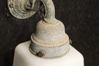 レトロな金具デザインが素敵なブラケット DC6819