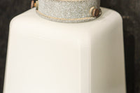 レトロな金具デザインが素敵なブラケット DC6819