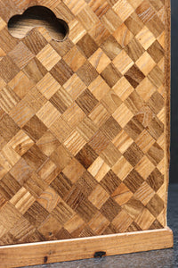 濃淡のあるチェック柄が可愛らしい桑材寄木細工の小引き出し DC6850