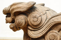 勇ましく重厚な佇まいの獅子の木鼻 DC6860