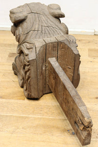 勇ましく重厚な佇まいの獅子の木鼻 DC6860