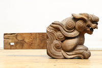 勇ましく重厚な佇まいの獅子の木鼻 DC6860