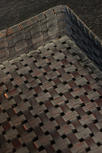 艶やかな編み目模様の味わい溢れる竹編み文入れ DC7007b