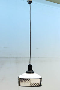 竹のセル装飾が風情を漂わせる電笠 DC7024