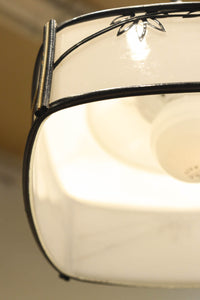 竹のセル装飾が風情を漂わせる電笠 DC7024