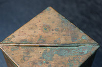 味わいが滲み出た銅製の小物入れ DC7118