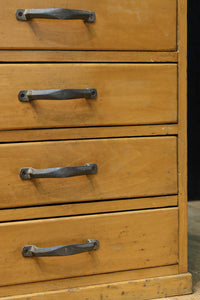 レトロな味わいある小引き出し DC7351