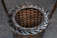 深い色彩で落ち着きのある持ち手付き花カゴ DC7414