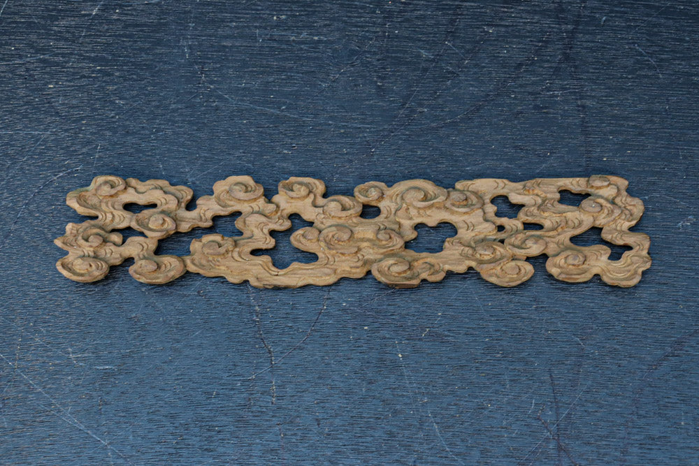 文玩堂：熱振寺原装・微細カット深彫り鬼面ビーズ 風の流れを感じられる雲を描いた小型彫刻飾り DC7496 – 古福庵