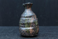 渋みを含んだ色彩が趣きを深める徳利 DC7536