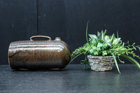 艶やかな渋みを含んだ色彩の趣き漂う陶器製湯たんぽ DC7544