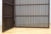 繊細な格子で上品な眺めの2つ折り衝立 DC7553