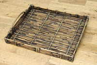 ツートンの色合いが素敵な持ち手付きの角盆 DC7556