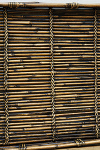 ツートンの色合いが素敵な持ち手付きの角盆 DC7556