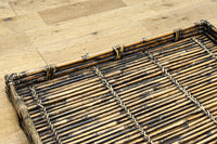 ツートンの色合いが素敵な持ち手付きの角盆 DC7556