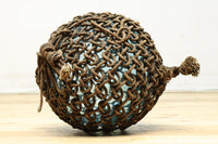 網に覆われた和ガラスの色合い趣きある浮き玉 DC7559