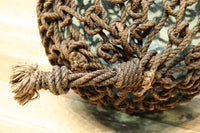 網に覆われた和ガラスの色合い趣きある浮き玉 DC7559