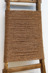 丁寧な作りで時代の面持ち感じる背負子 DC7571