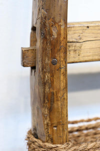 丁寧な作りで時代の面持ち感じる背負子 DC7571