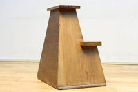 温かみある風合いの木地色の踏み台 DC7645