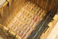 時代を重ねて柔らかな風合いをした角カゴ DC7658