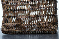 時代を感じる風合いの中型のあけび編み籠 DC7664