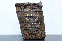 時代を感じる風合いの中型のあけび編み籠 DC7664