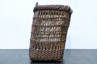 時代を感じる風合いの中型のあけび編み籠 DC7664