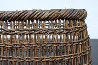 使い込まれた味わいのある中型あけび編みバッグ DC7666