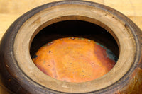 光沢感ある古色の色合いに蒔絵が映える丸火鉢 DC7735