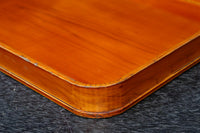 春慶塗りの艶みある色合いで上品な角盆 DC7759