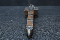 将棋をモチーフにした装飾が映える矢立 DC7763