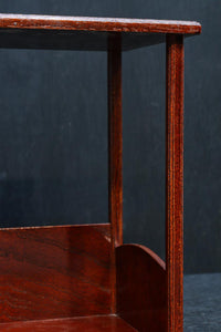 小サイズ!! 杢目の流れが美しく艶やかな朱漆の飾り台 DC7790