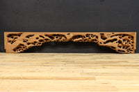 勇ましい鷹と松の木を描いた立体感のある彫刻飾り DC7809